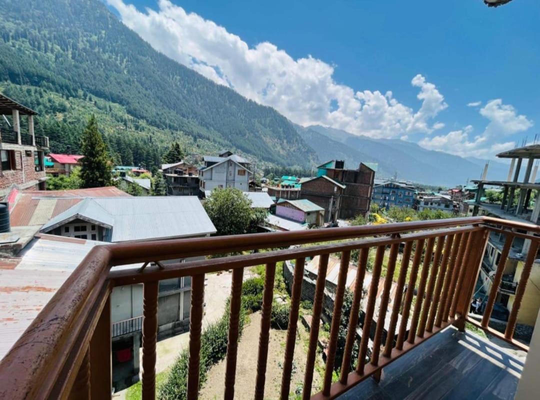 Hotel Hadimba Regency ! Free 4 Wheeler Parking ! Mountain View Rooms ! Near Mall Road Manali Εξωτερικό φωτογραφία