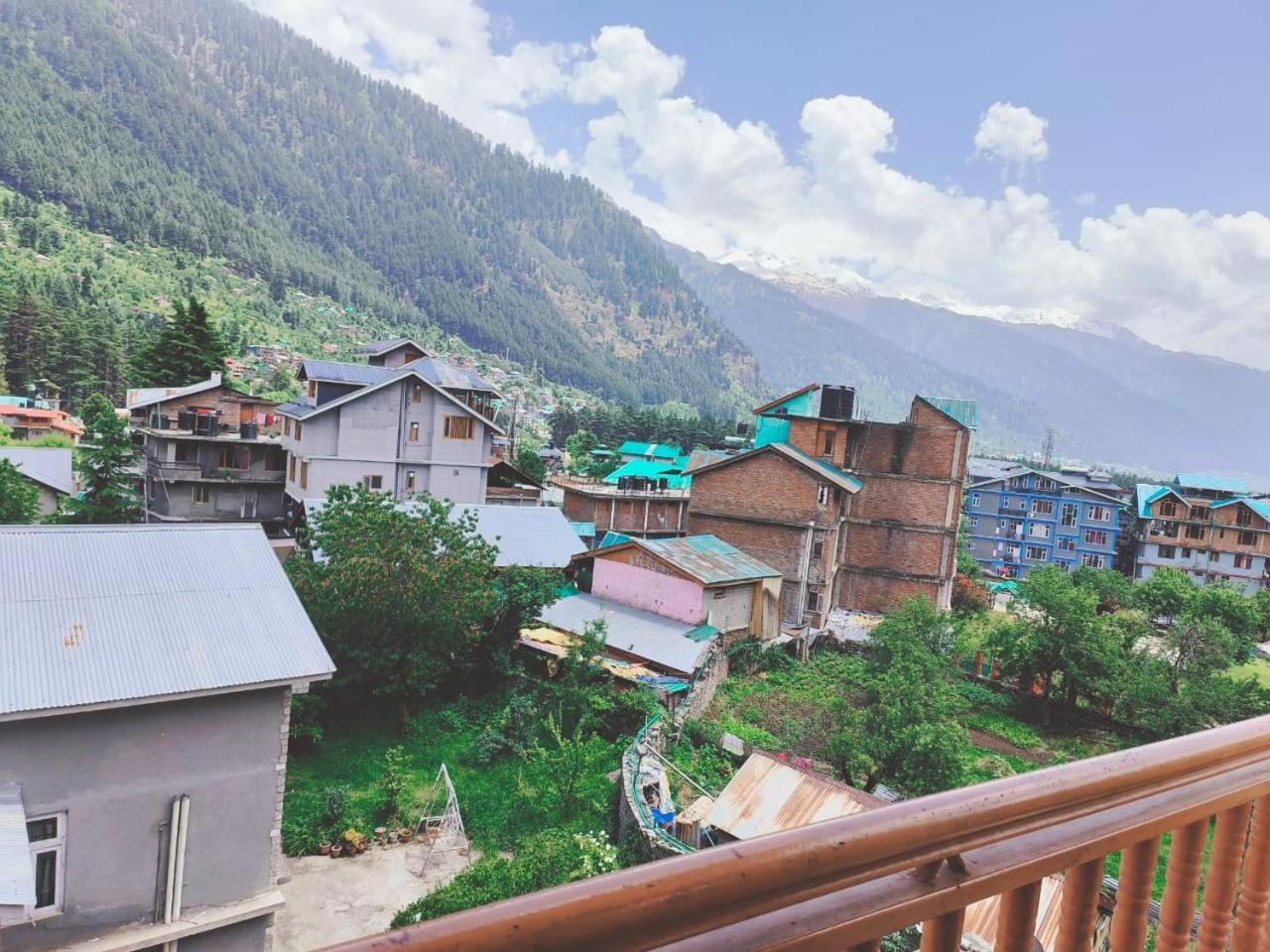 Hotel Hadimba Regency ! Free 4 Wheeler Parking ! Mountain View Rooms ! Near Mall Road Manali Εξωτερικό φωτογραφία